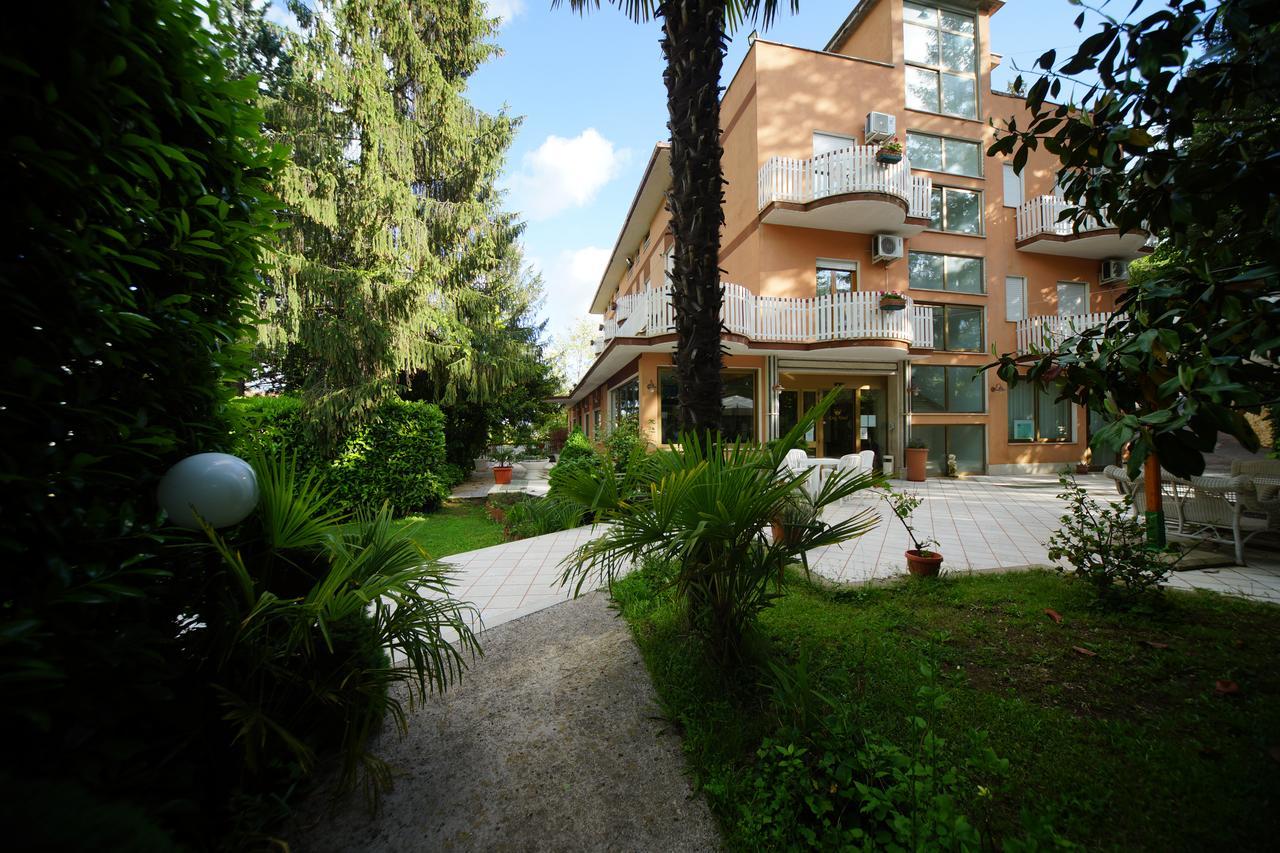 King Hotel Fiuggi Exteriör bild